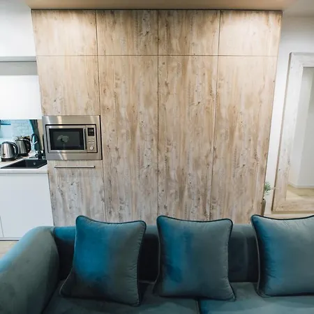 Atlant Luxury Status Apart: Prime Location with Self Check-In Chernivtsi Exterior photo